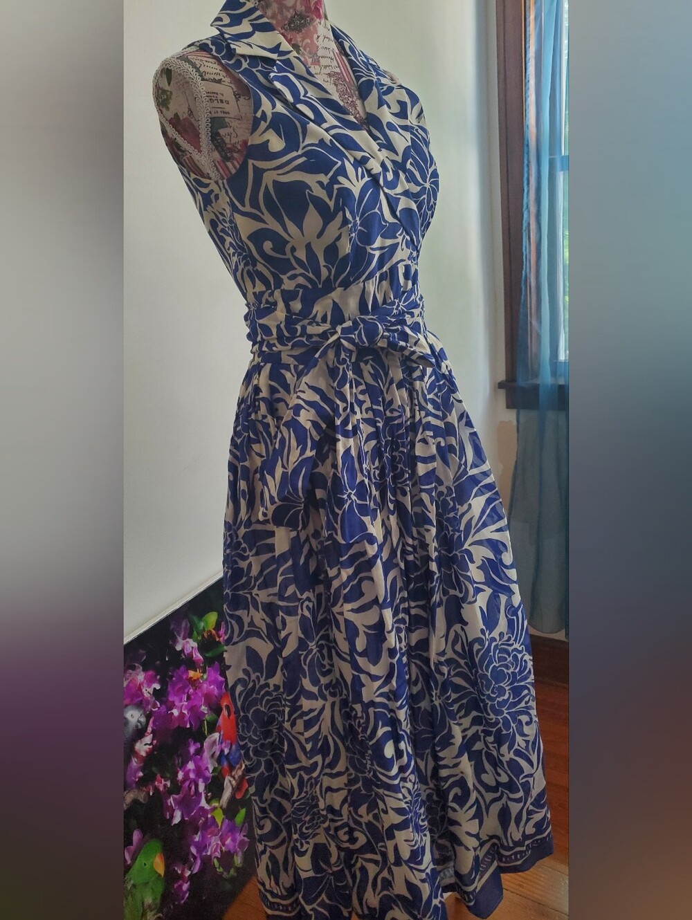 Jones New York Blue and White Floral Midi Dress